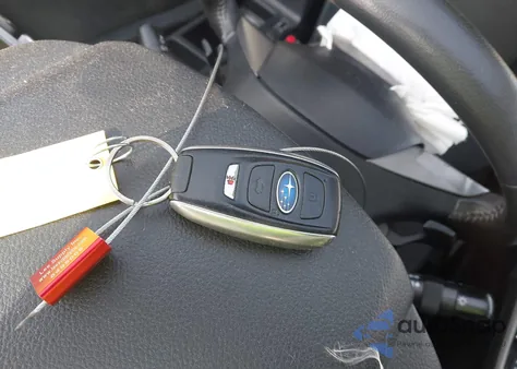 2015 Subaru Xv Crosstrek 2.0I Premium z USA, uszkodzony, nr VIN JF2GPADCXF8255531